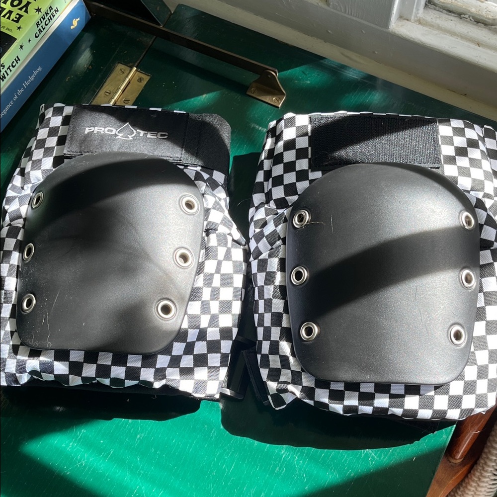 Pro-Tec Black and White Checkered Knee Pads